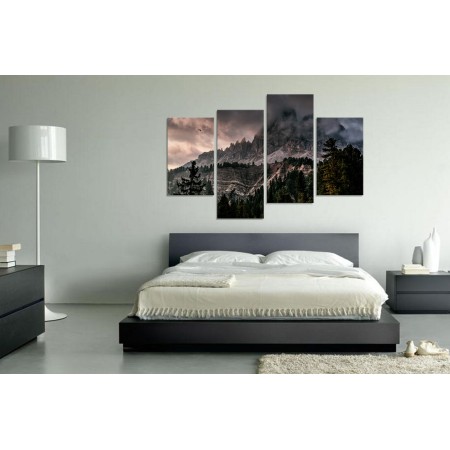 Többrészes vászonkép - Vihar a hegyekben