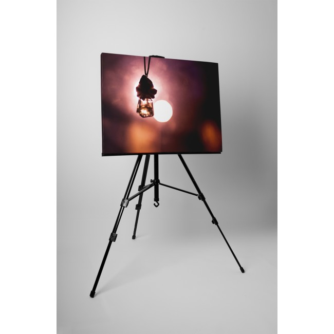 Égő az éjszakában