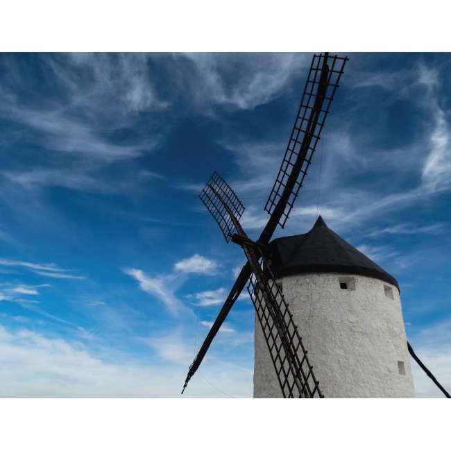 Szélmalom vihar előtt