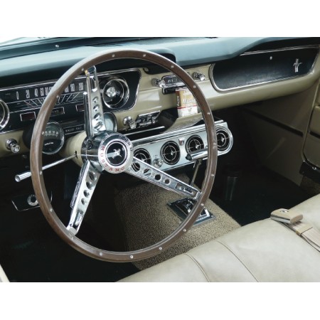 Mustang autó belseje