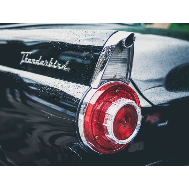 Fekete retró autó stoplámpa