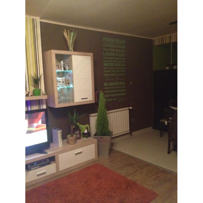 House rules - Falmatrica / Faltetoválás