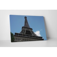 A magas Eiffel torony